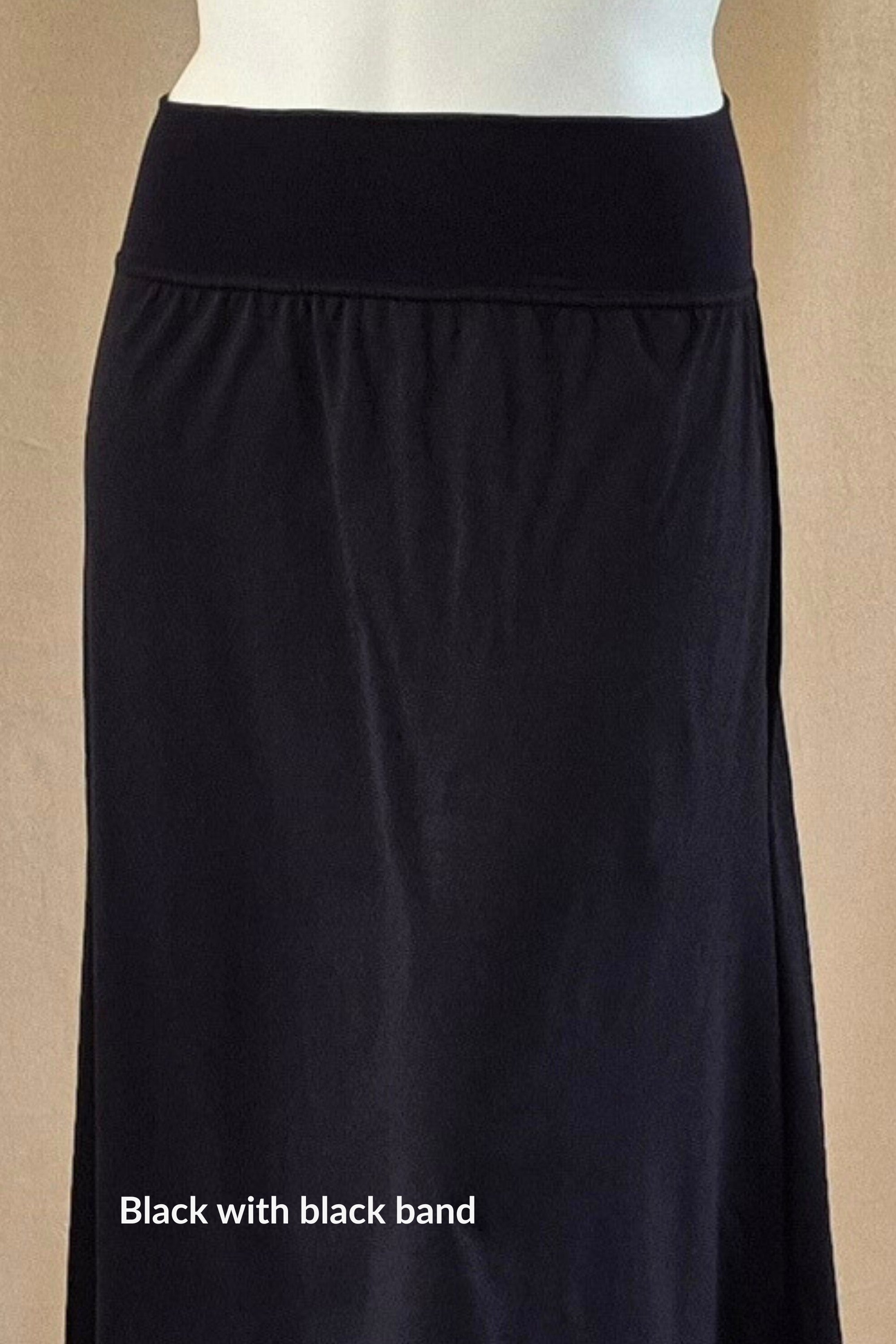 Black skirt with a black band 